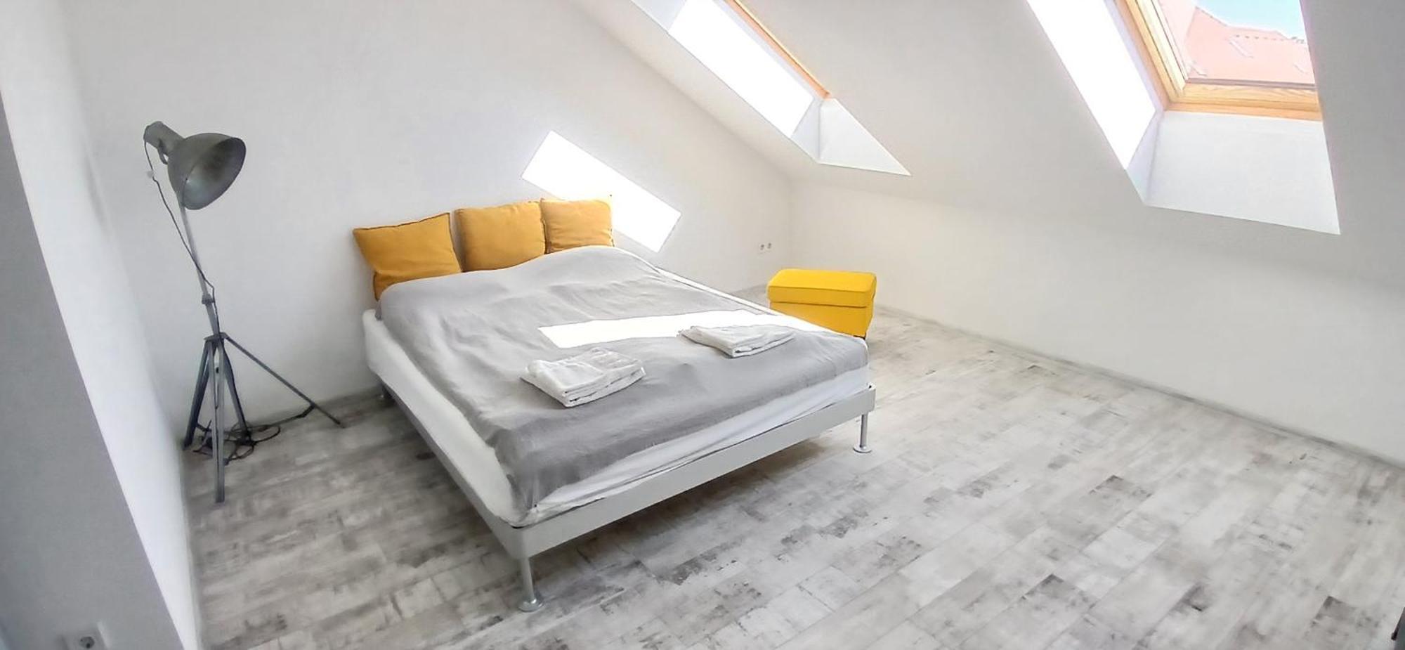 8X8 Tetoter Apartman Szeged Bagian luar foto