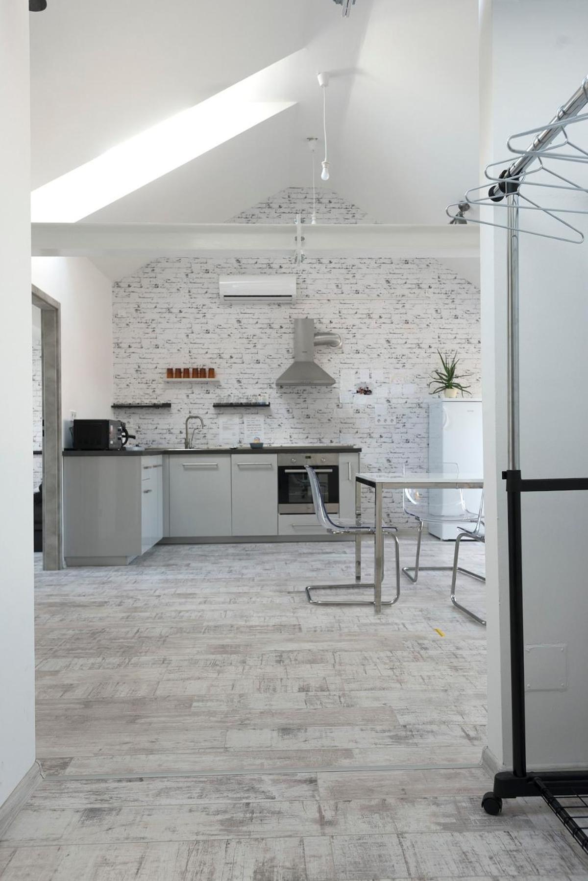 8X8 Tetoter Apartman Szeged Bagian luar foto